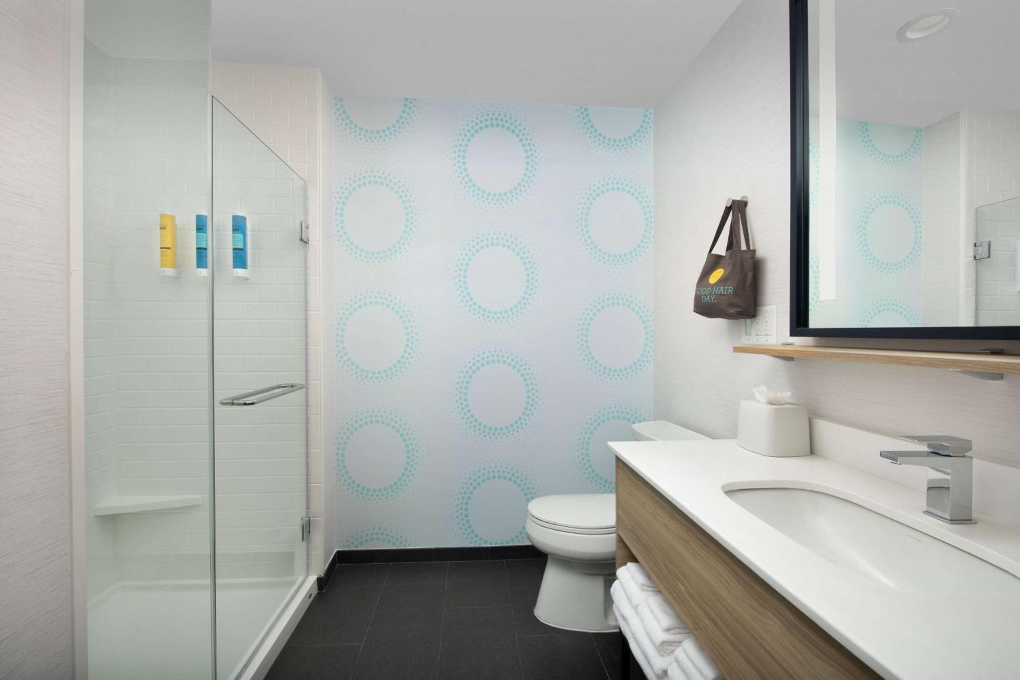 Tru By Hilton Charlotte Airport Lake Pointe Exterior foto